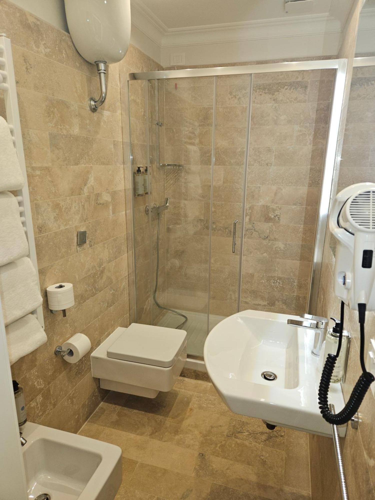 Aca Hotel Viminale Рим Экстерьер фото
